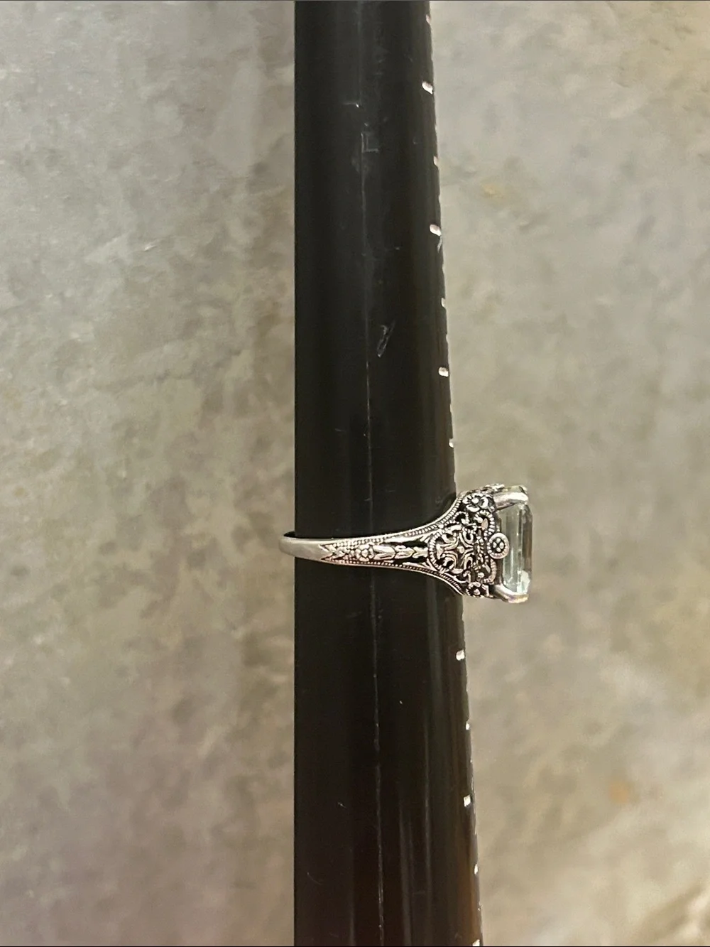 Sterling Silver Vintage-Style Aquamarine Ring - Light Blue Gemstone